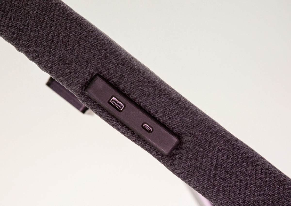 DreamSense™ Opus Adjustable Base, USB-A and USB-C charging ports