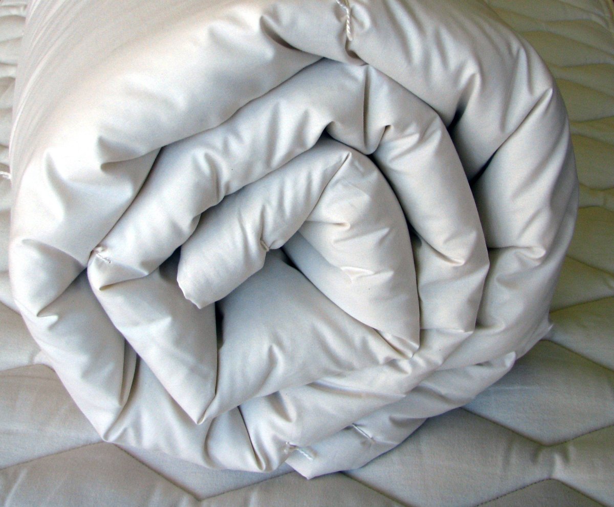 Certified Organic Wool Comforter, third view