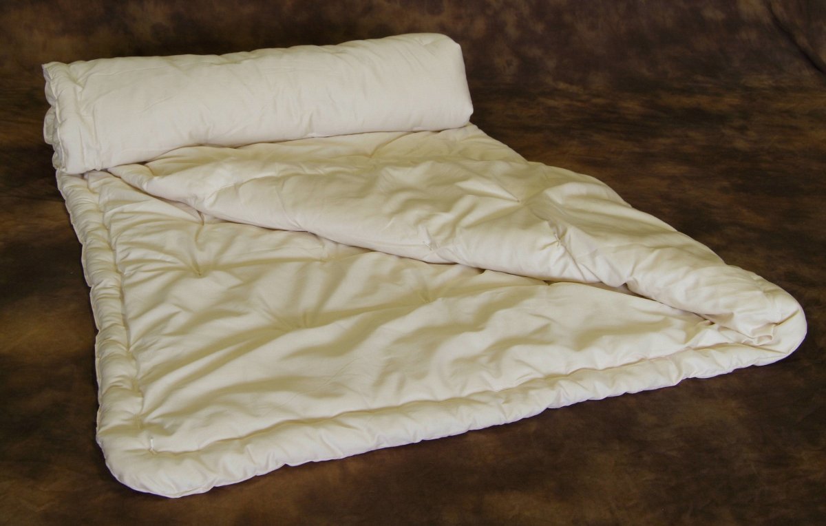 Certified Organic Wool Comforter detail