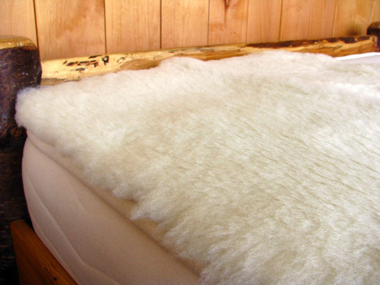 Holy Lamb Organics Happy Lamb Fleece Wool Topper